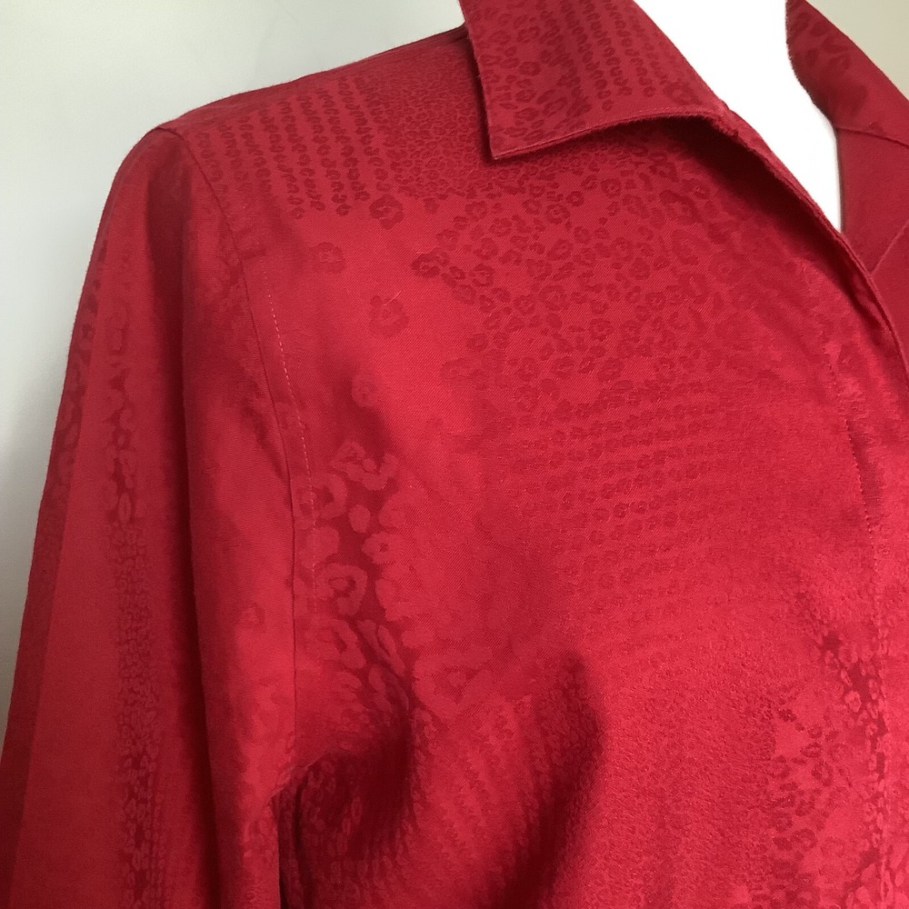 Chico's Womens Tunic Shirt Size 1 No-Iron Sateen Winged Collar‎ US Size 8/10 - Picture 14 of 16